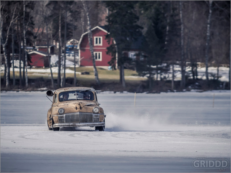 Illustration for article titled Every Vehicle Is Crazier Than The Last At Sweden's Wackiest Ice Race
